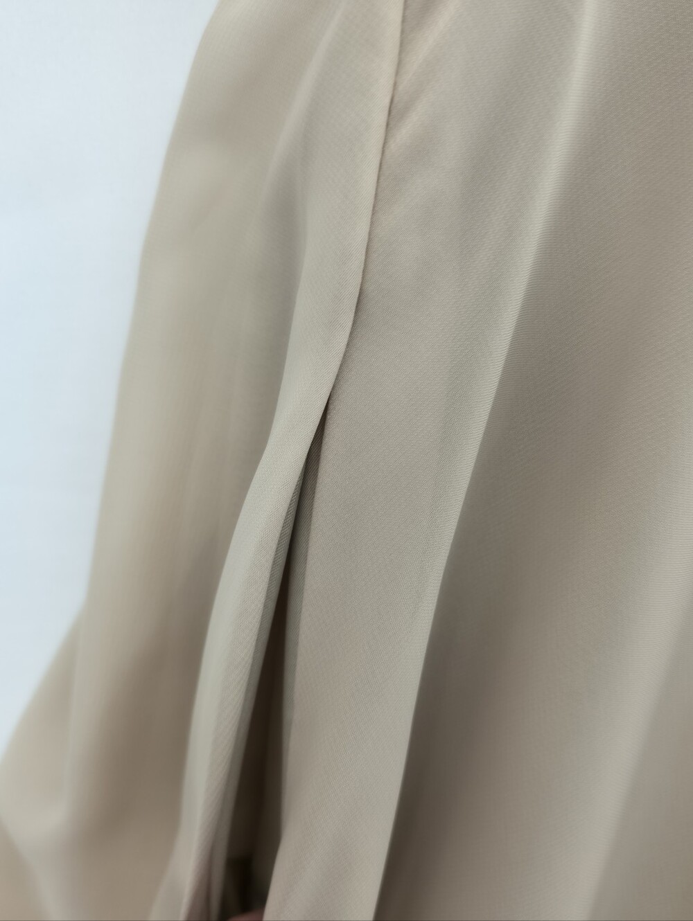 Lavetir Nude Beige Pleated Flutter Sleeve Formal Gown Side Slit Pockets NWT - Picture 11 of 16